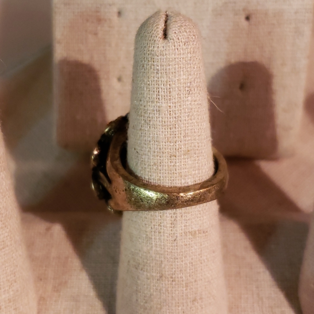 Ring & Earrings Set - Picture 5 of 6